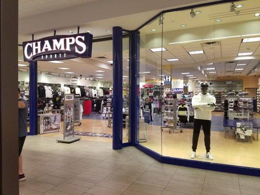 Champs Sports