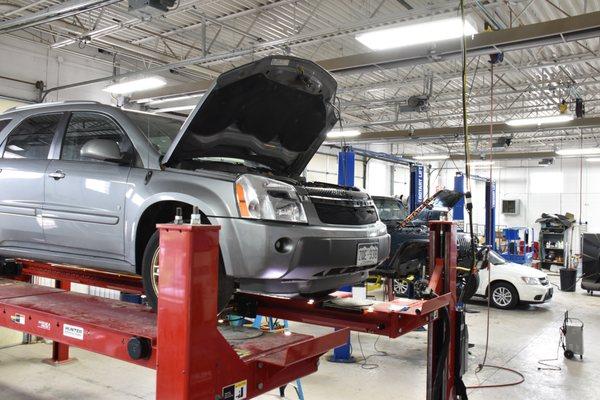 Check out our fully equipped service center for all your automotive needs!