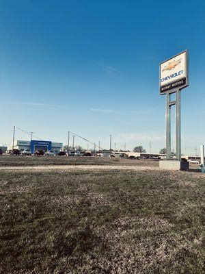 Midway Motors Chevrolet in Hillsboro