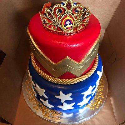 Wonder Woman birthday cake