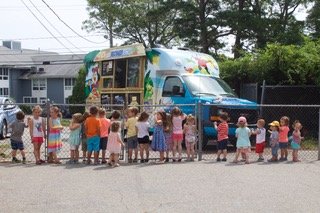 Everyone loves Kona Ice!