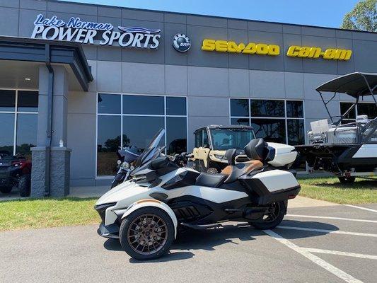 Can Am exclusive dealer of the Carolinas!