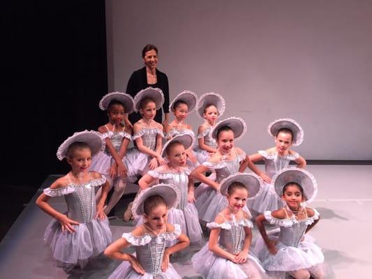 Spring performance of Alice in wonderland oyster class Mount Dora School of Ballet