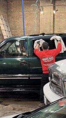 This location is drying cars off with dirty soap.