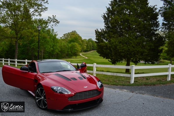 Aston Martin Vantage - 3M Gloss Red Metallic Wrap