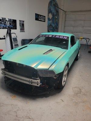 Gloss Iridescence Laser Tiffany in progress on Mustang