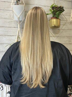 Highlights, balayage and toner