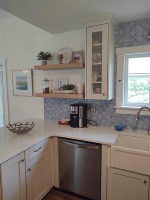 Coastal Farmhouse Kitchen Renovation