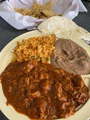 This is the asado plate, my personal fave. Lots of Mexican oregano...I also love that they put veggies in the rice. It's like home!