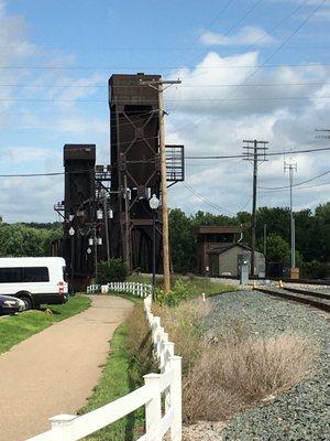 The famous railroad bridge.