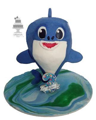 Have a toddler who sings  the baby shark song? This 3D cake is perfect for them.  Serves up to 50 ppl