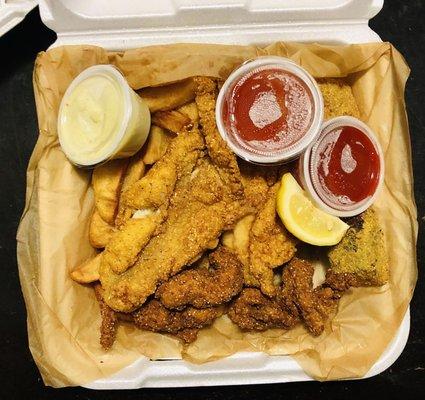 Full Fried Combo - Catfish & Chicken Strips