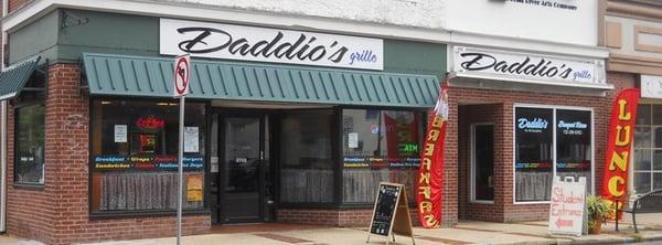 Daddio's Grille & Banquet in downtown Tom River.