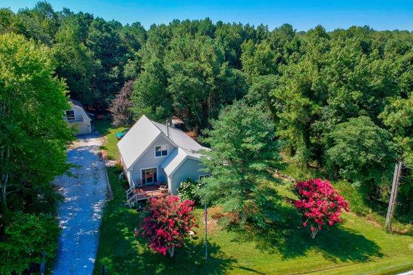 3BR/1.5BA Home w/Detached Garage, 2 miles to Bethany Beach