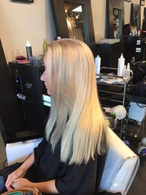 Amazing results of my blonde done by Miss April