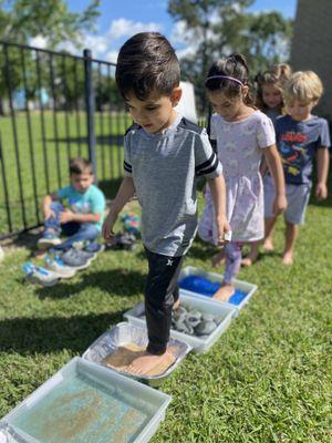 We focus on indoor & outdoor experiences that help the whole child grow! Gross motor, fine motor, social, emotional and more skills develop