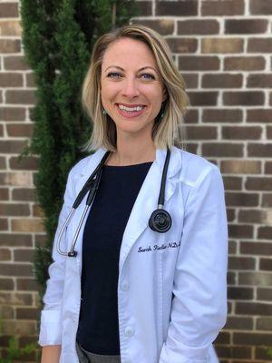 Dr. Sarah Fiedler specializes in women's health, thyroid disease and autoimmunity.