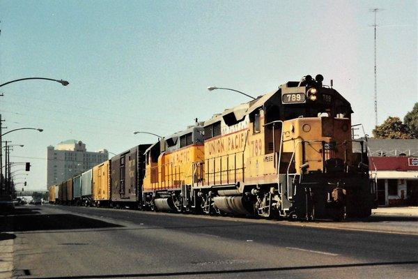 Tidewater Southern Freight on 9th St. in Modesto (1998)