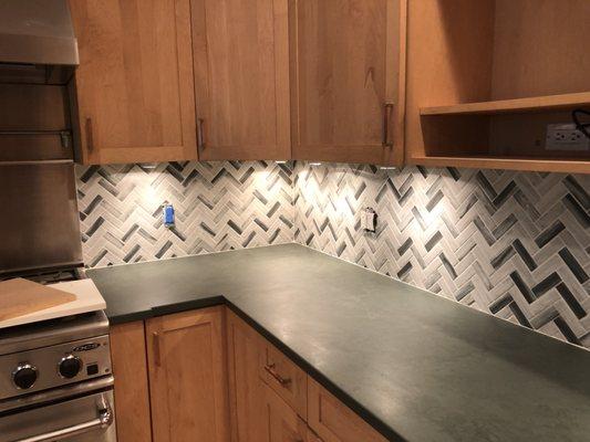 Kitchen backsplash