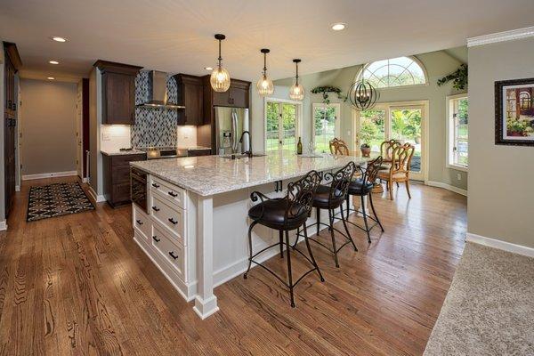 Natural materials add warmth to this Milwaukee kitchen remodel