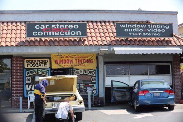 I have been coming to car stereo connection for at least 10 years. Jonny and the guys always deliver top-notch quality Service.