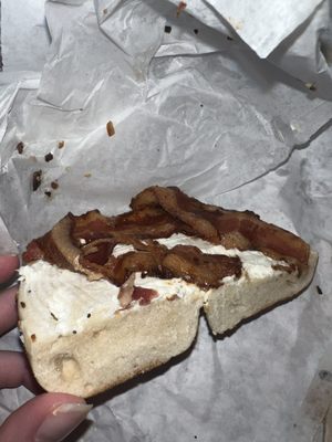 Bagel with cc and bacon