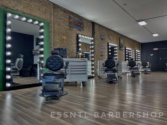 Essntl Barbershop