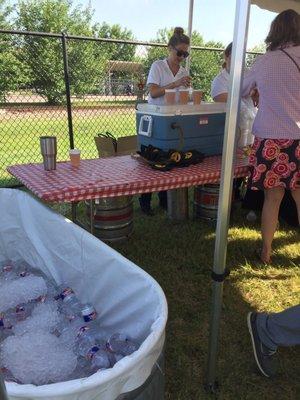 Dallas Blonde booth. Beers and ice cold water.