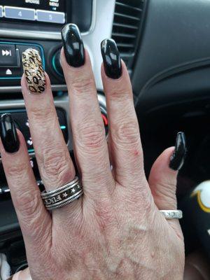 Leopard Nails by Kim