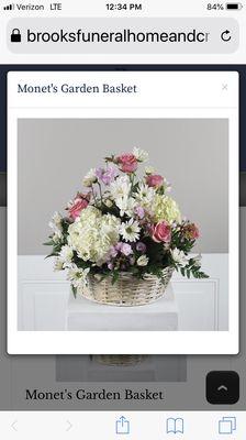 This is what it should have looked like. Someone doesn't know how to arrange flowers there