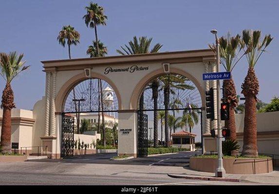 Movie Studios, Paramount, Warner Brothers, Netflix