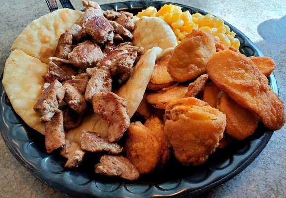 Souvlaki Platter with grilled Pita Bread, Macaroni & Cheese and Fried Squash. Absolutely delicious!