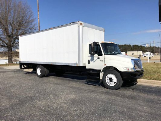 26ft box truck