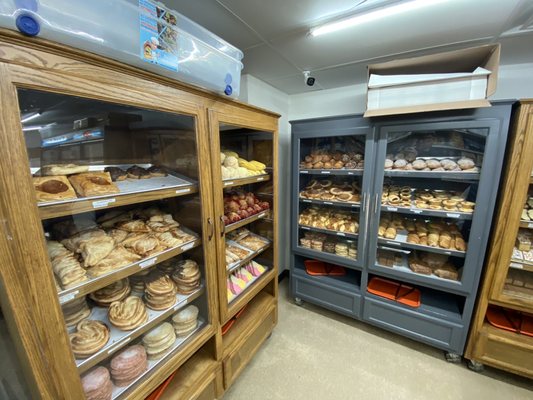 Baked goods rack