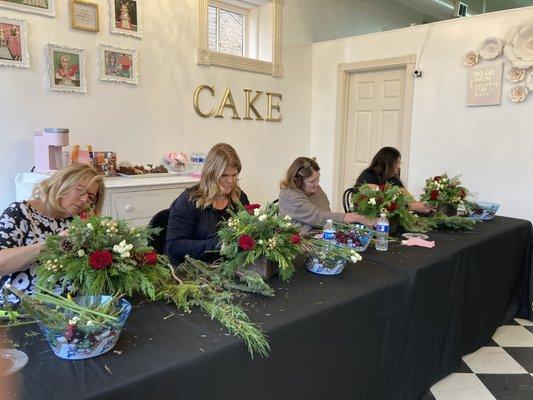 Floral design class and sweet treats at EK Cakery - public and private events