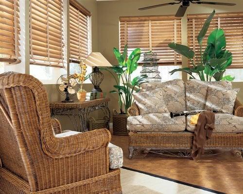 Wood & Faux Wood Window Blinds in Carlsbad, San Diego, Encinatas, Temecula, Poway, Camp Pendleton, Del Mar, CA