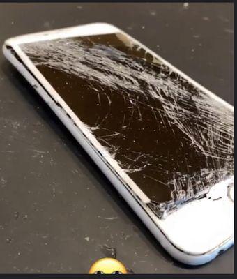 Iphone - Screen Broken..