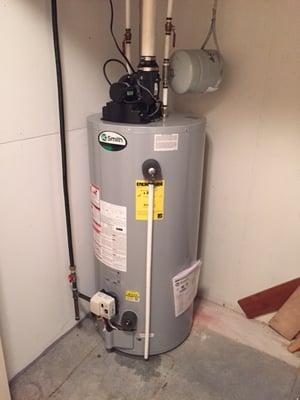 Natural gas power vented water heater