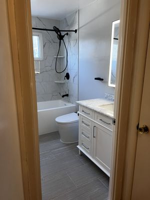 Full bathroom remodel!!