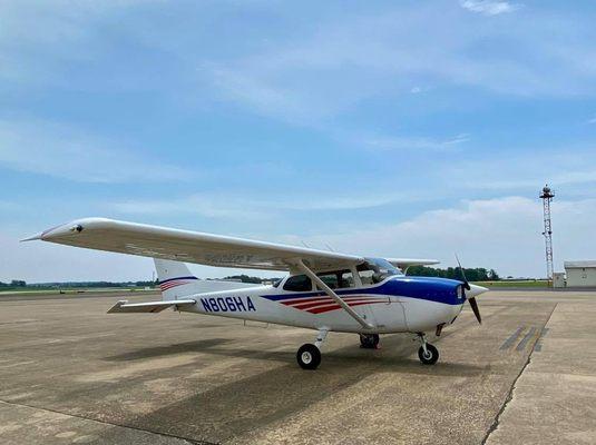 Our 1976 Cessna 172M Rental