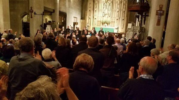 Standing ovation for Bella Voce, Bella Voce Sinfonia and Andrew Lewis