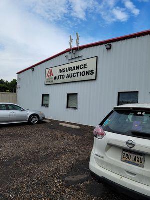 IAA - Insurance Auto Auctions