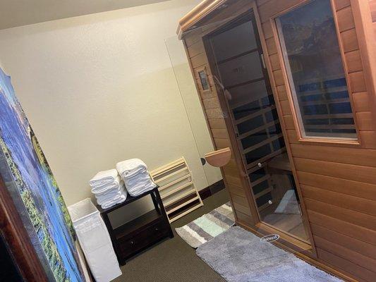 Infrared sauna