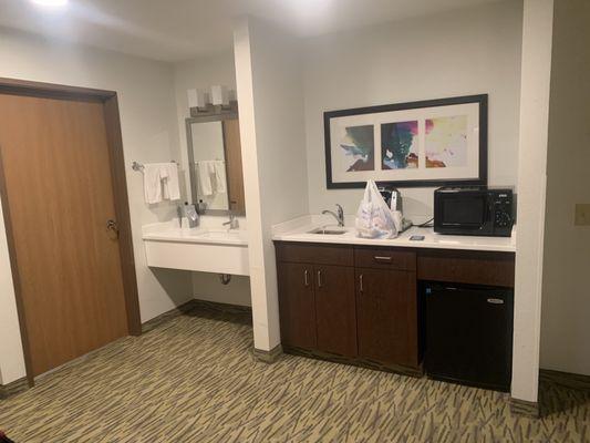 Holiday Inn Express & Suites Omaha West