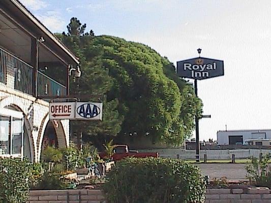 Royal Inn