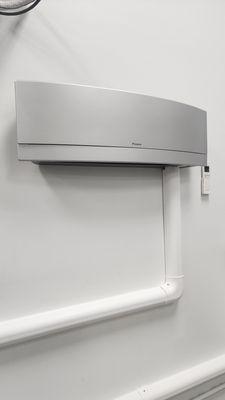 Wall mount high mount indoor unit