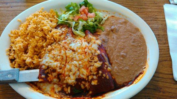 Red chicken enchiladas, yum