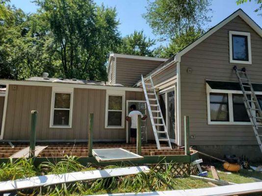 Insulated polymer vinyl batten board and lap siding