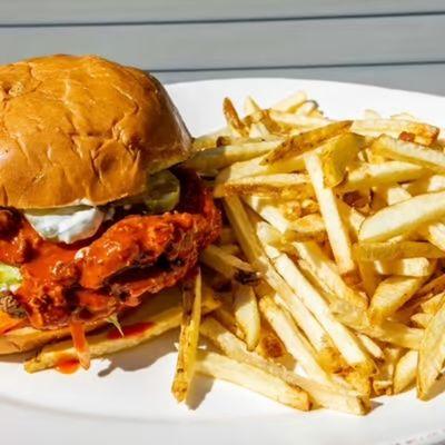 Buffalo Chicken Sandwich w/ Fries