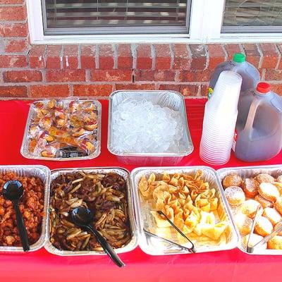 Foomanchew caters backyard parties.